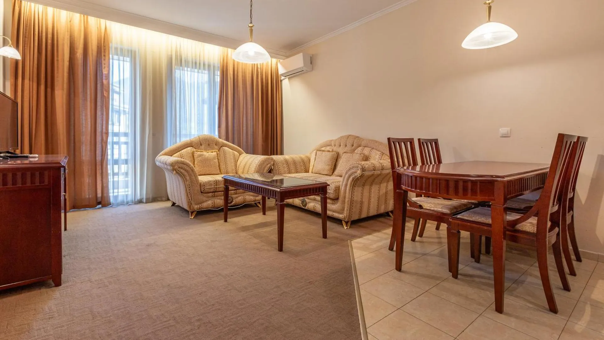Downtown Bansko Resort Aparthotel