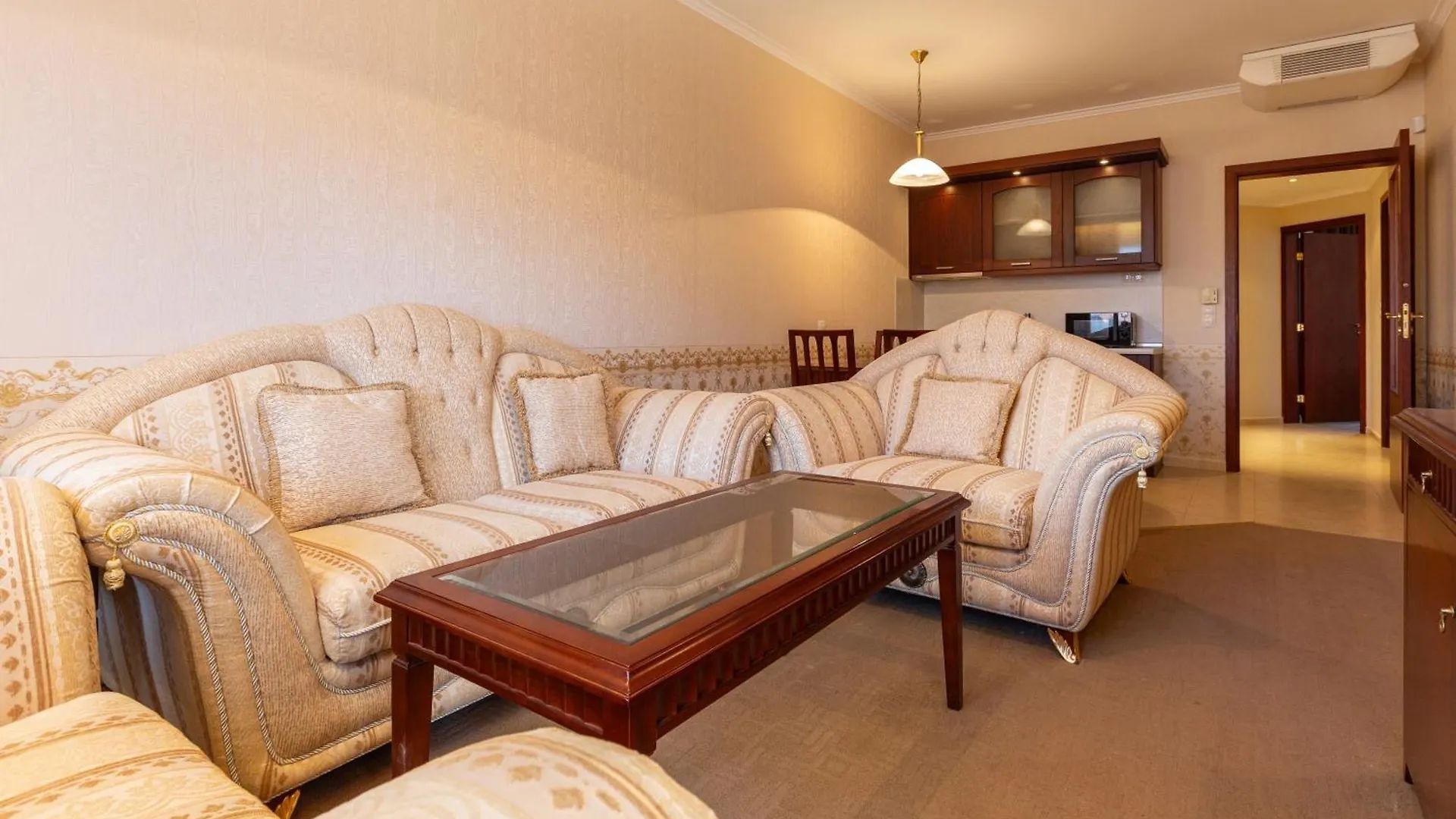Downtown Bansko Resort
